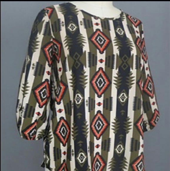 Lucie Lu Aztec print Blouse. - Picture 1 of 3